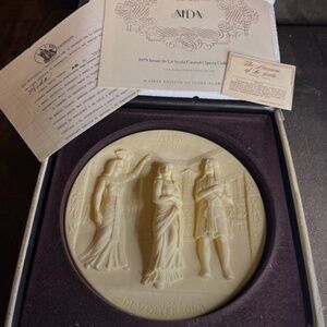 1979 1st Edition Vtg Handcarved Alabaster La Scala Grand Opera "AIDA" Plate NIB
